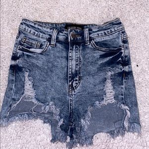 Fashion Nova High waisted acid wash shorts!